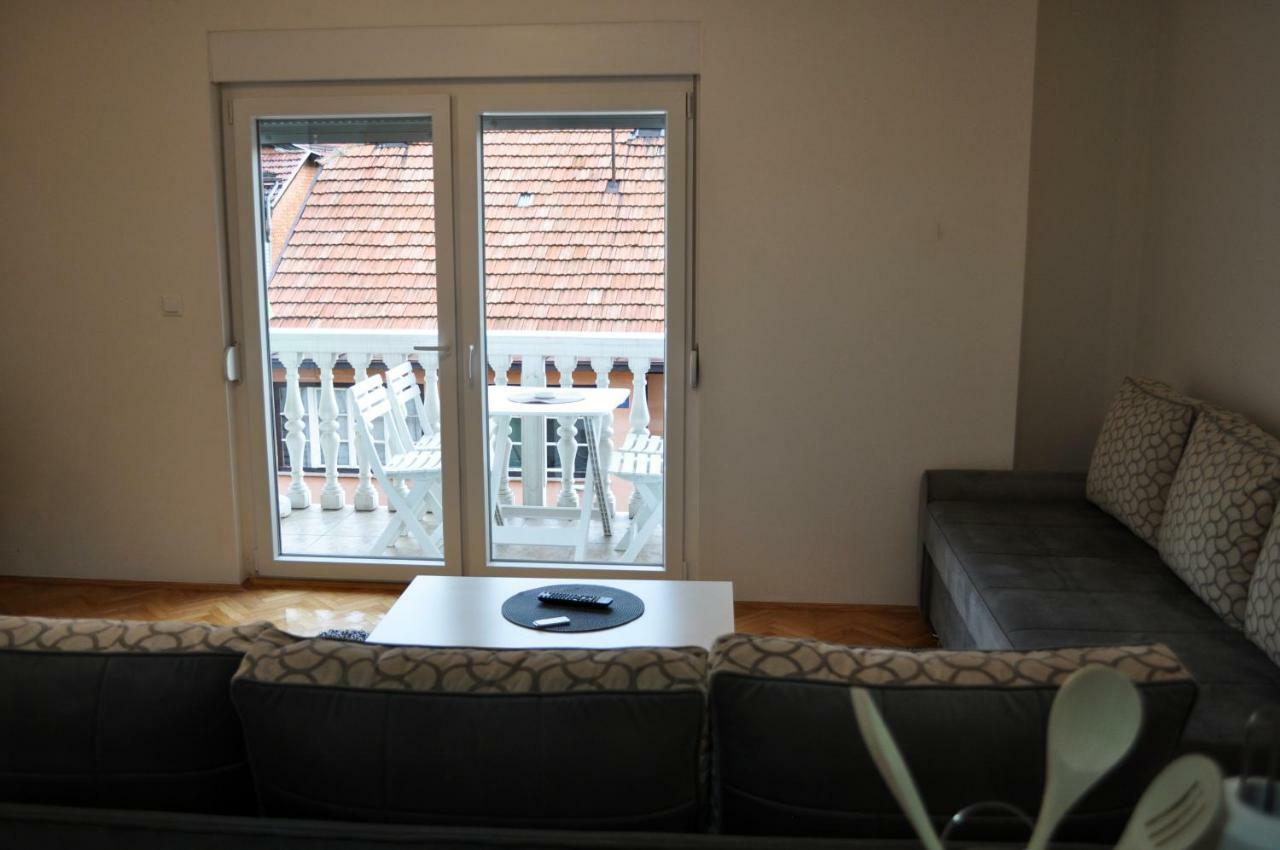 Apartmán Apartman Dina Tuzla Exteriér fotografie