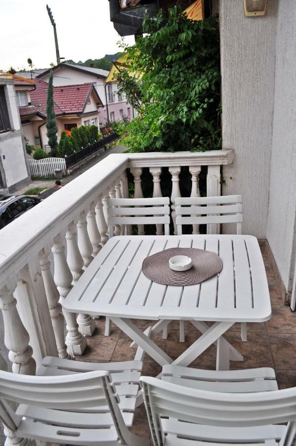Apartmán Apartman Dina Tuzla Exteriér fotografie