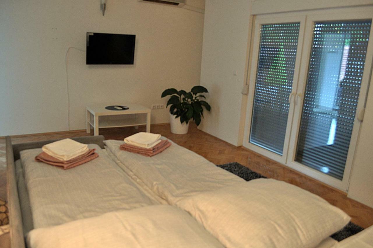 Apartmán Apartman Dina Tuzla Exteriér fotografie